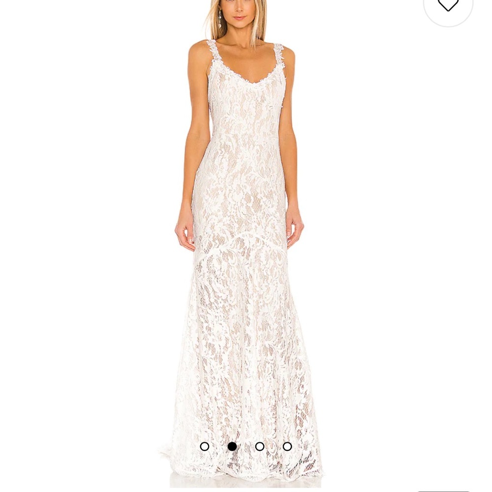 Della Heartloom Gown